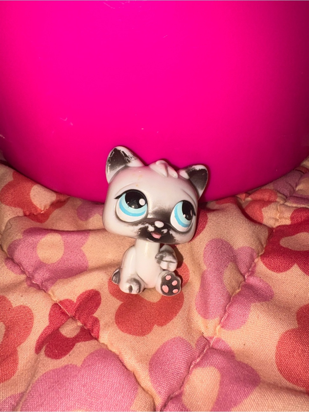 Littlest Pet Shop LPS #180 Authentic Siamese Cat Kitten Blue Eyes Pink Paw